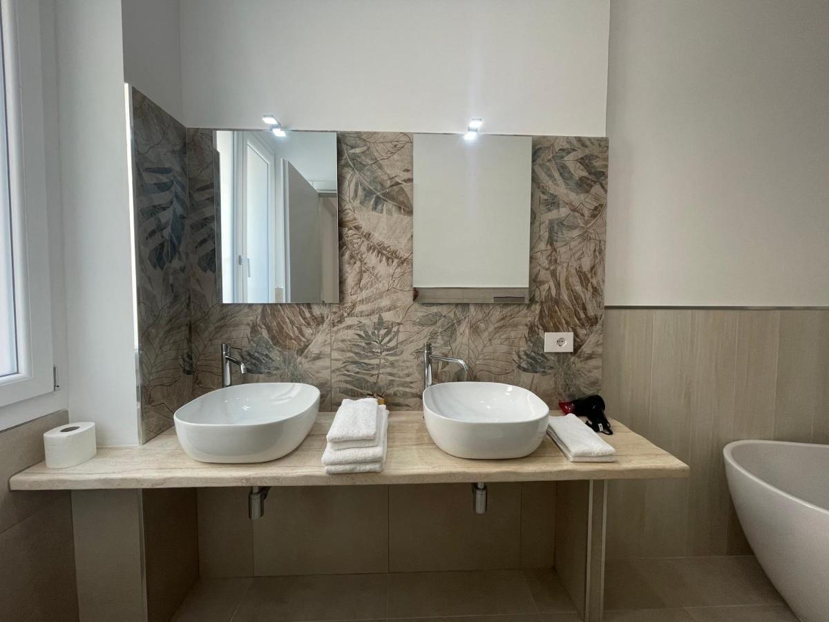 Bullerjanos Hotel Olbia Buitenkant foto
