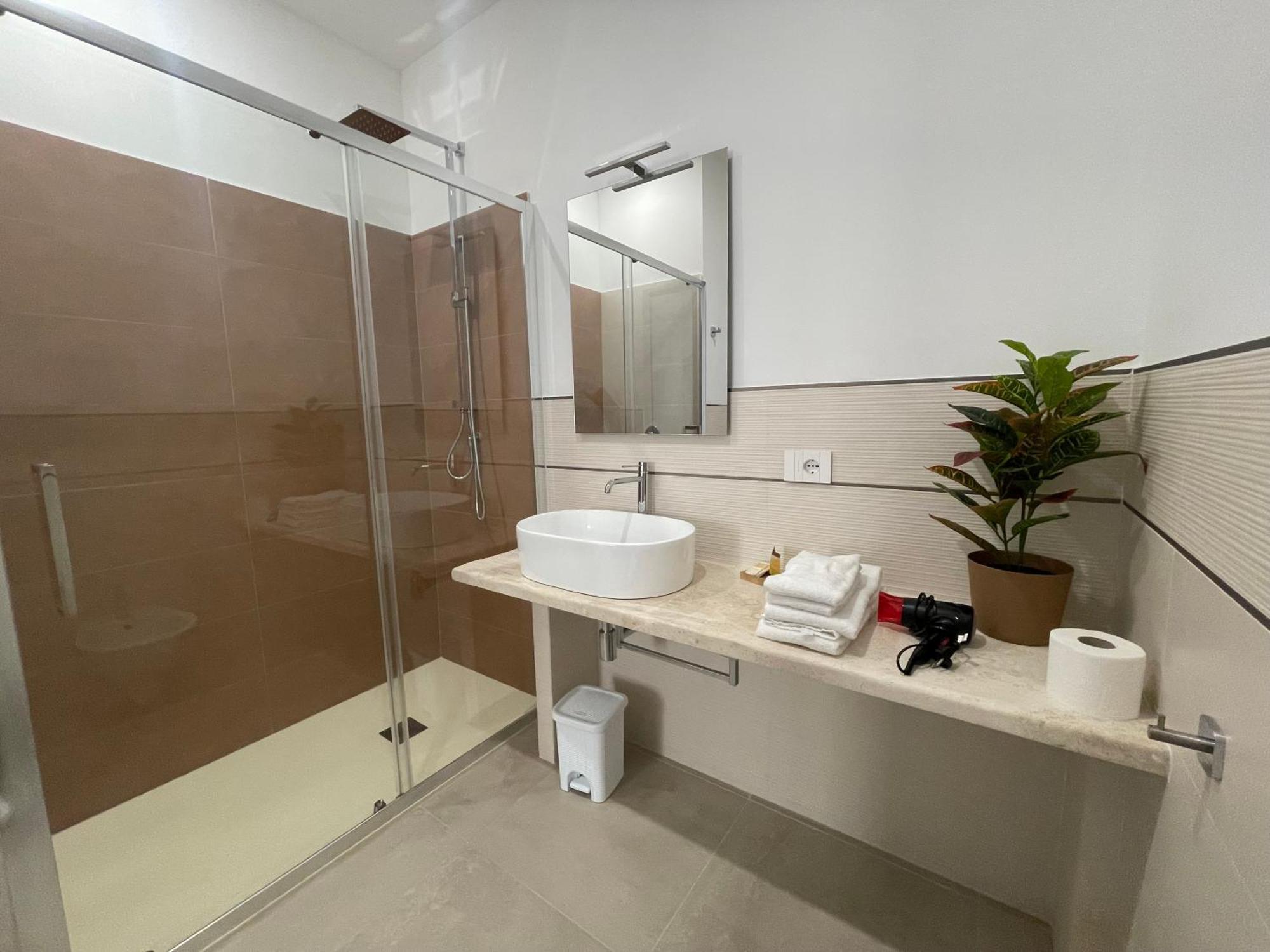 Bullerjanos Hotel Olbia Buitenkant foto