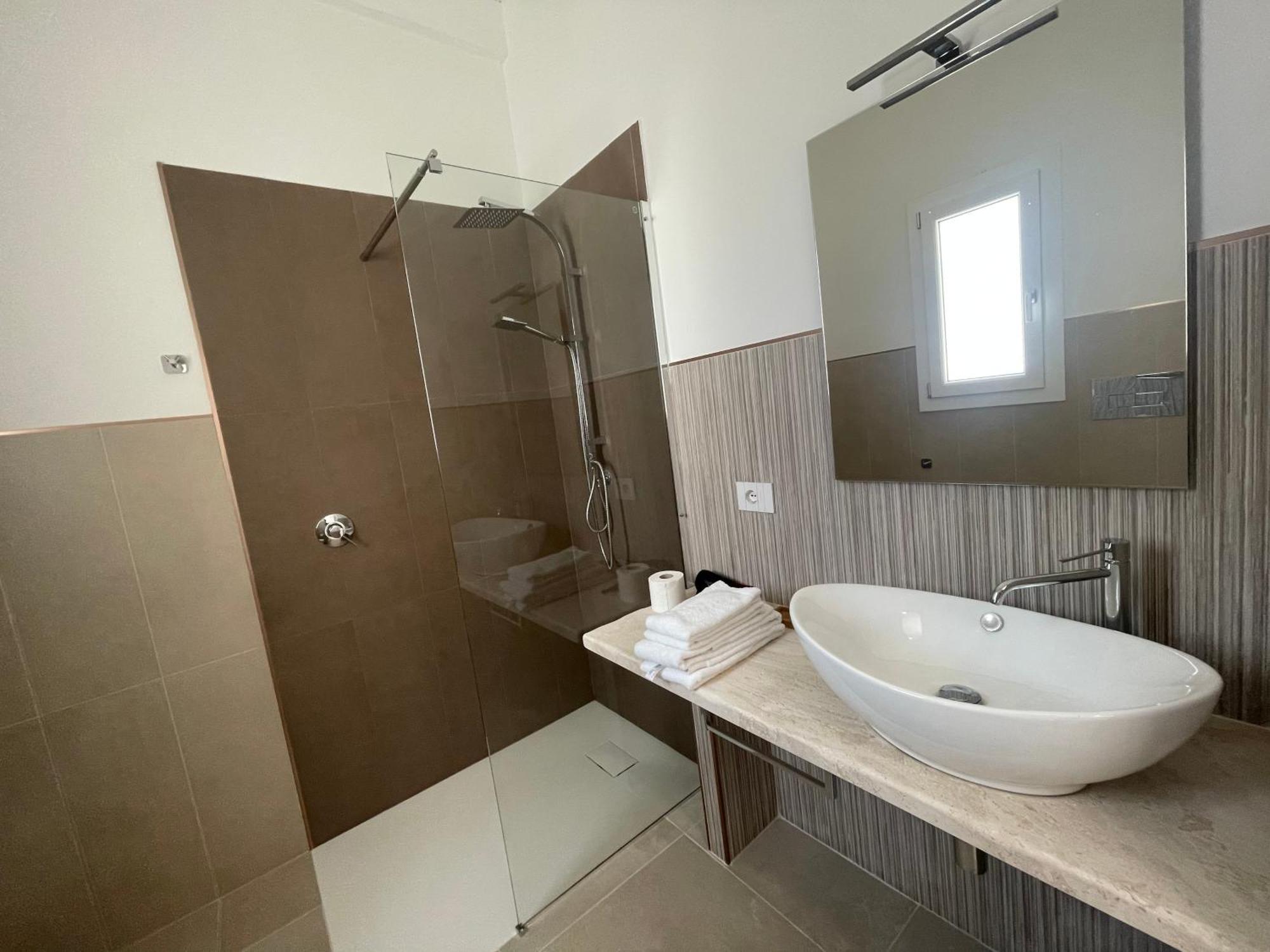 Bullerjanos Hotel Olbia Buitenkant foto